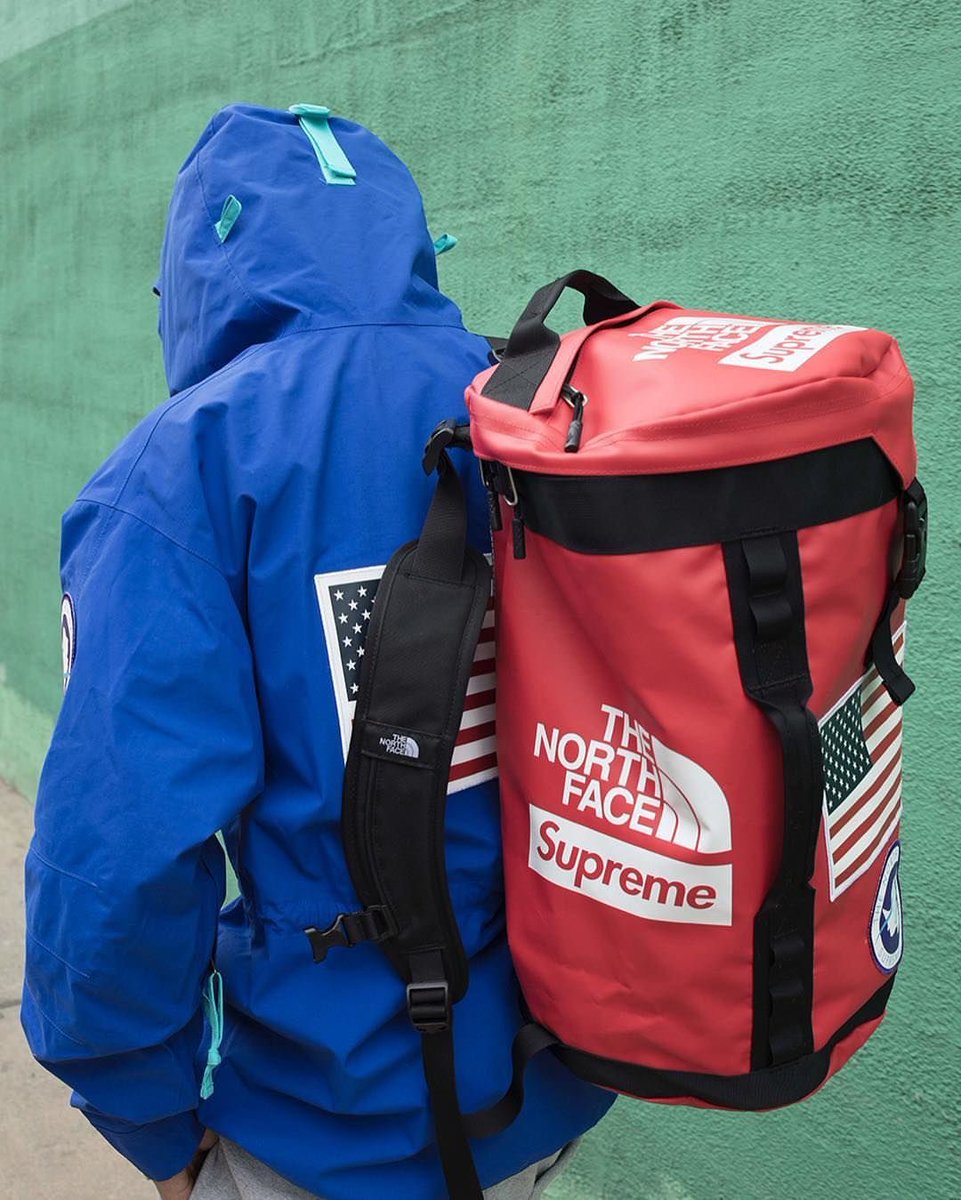 Slots for Supreme X North Face close tonight.

Purchase: sneakerrsvp.com