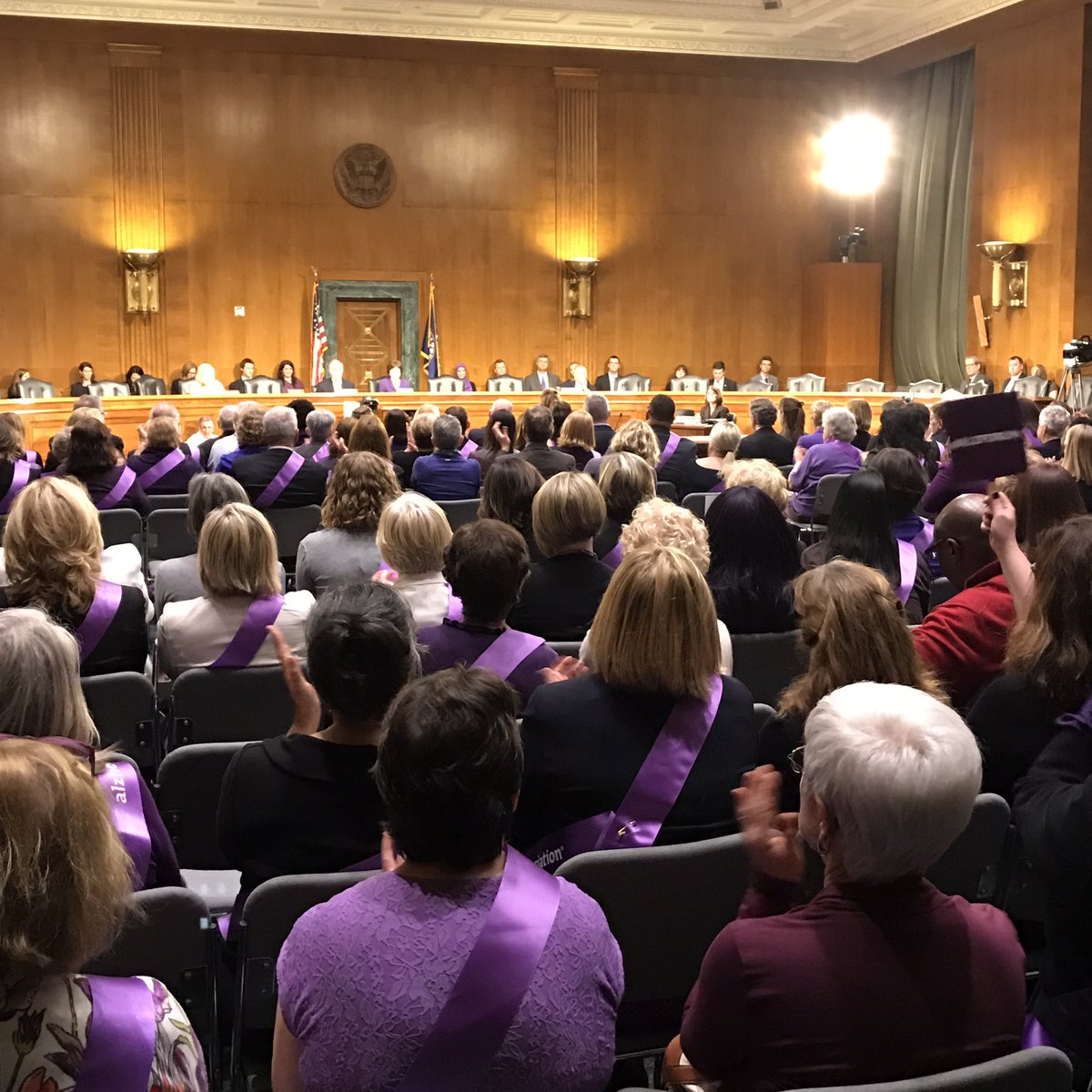 Alzheimer's advocates fill the room for the #SenateAging hearing - <a href="/SenatorCollins/">Sen. Susan Collins</a> gets it. We need $$ for ALZ research! #ENDALZ #alzforum