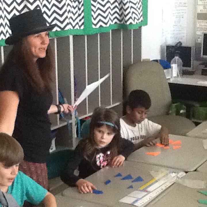 TeacheratBeach's tweet photo. Spatial awareness with Max and Mrs. Mulvey. @tmulvey5 @lkahrs1115 @paul_slovik @MarciaKearns @BarbaraUssary #NHCSchat https://t.co/TfwxnSuzvG