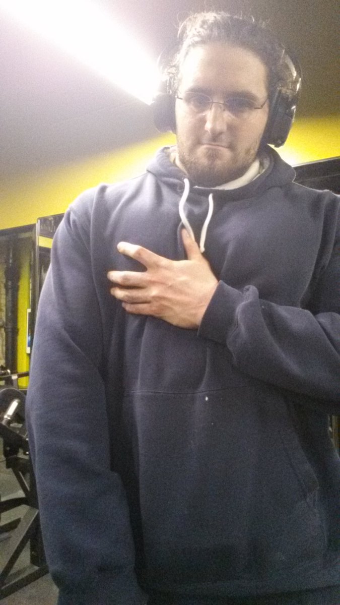 Makoim's tweet photo. Pecs... so swole.... need... gropes... #chestforever #pecs #soswole https://t.co/eOrjSpa2KK