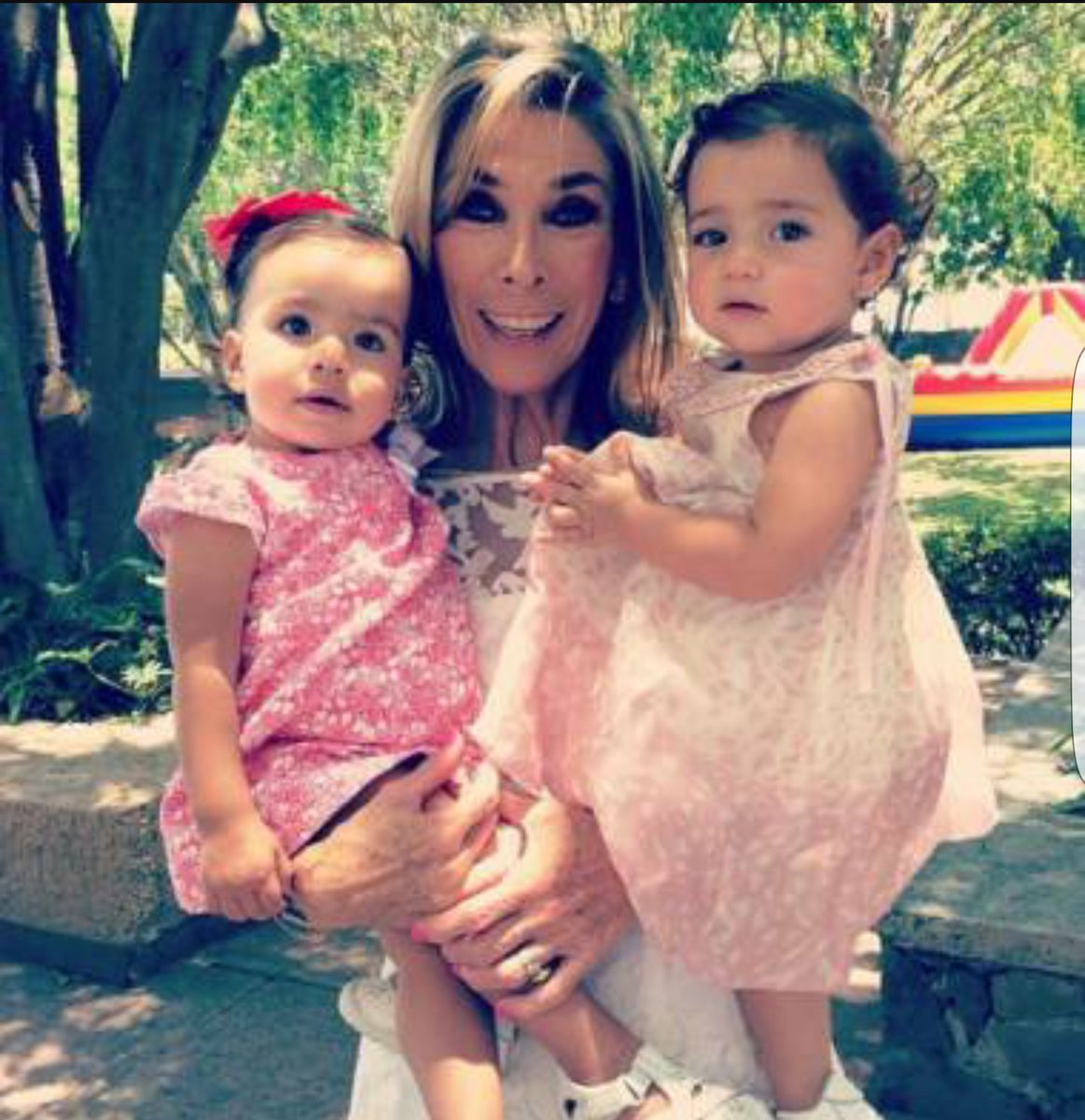 regor58's tweet photo. @jackybrv @alibracas Feliz CumpleaΓ±os para las princesas, #MiniJacky #Ximena Que Dios las bendiga siempre y sean muy felices.abrazos https://t.co/LKZoVAuZBy