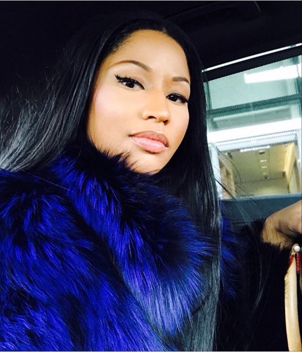 nickiseatonme's tweet photo. MISS YOU ON SET @NICKIMINAJ 🦄🦄 😭 https://t.co/f7o2WvmAr8