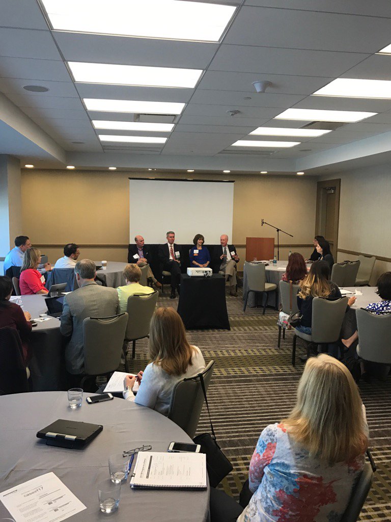 BFlahaven's tweet photo. Great conversation at the IRF Newcomers Workshop #caseirf https://t.co/kipAVzTcIP