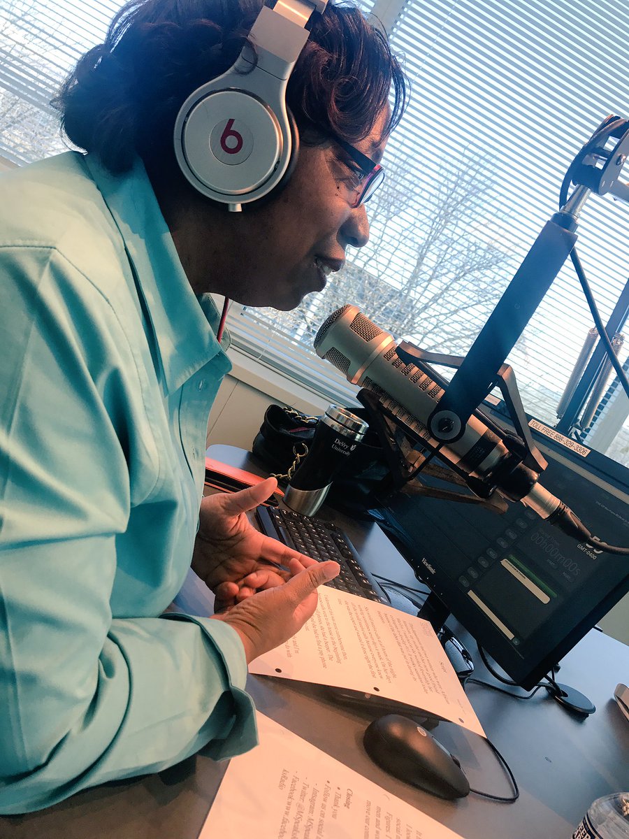 MSpeaksRadio's tweet image. "The 3rd Hidden Figure on the show is my mother, @1newbie260"-@MicheleSpeaks. #UnderstandYourPurpose #HiddenFigure #WomensHistoryMonth