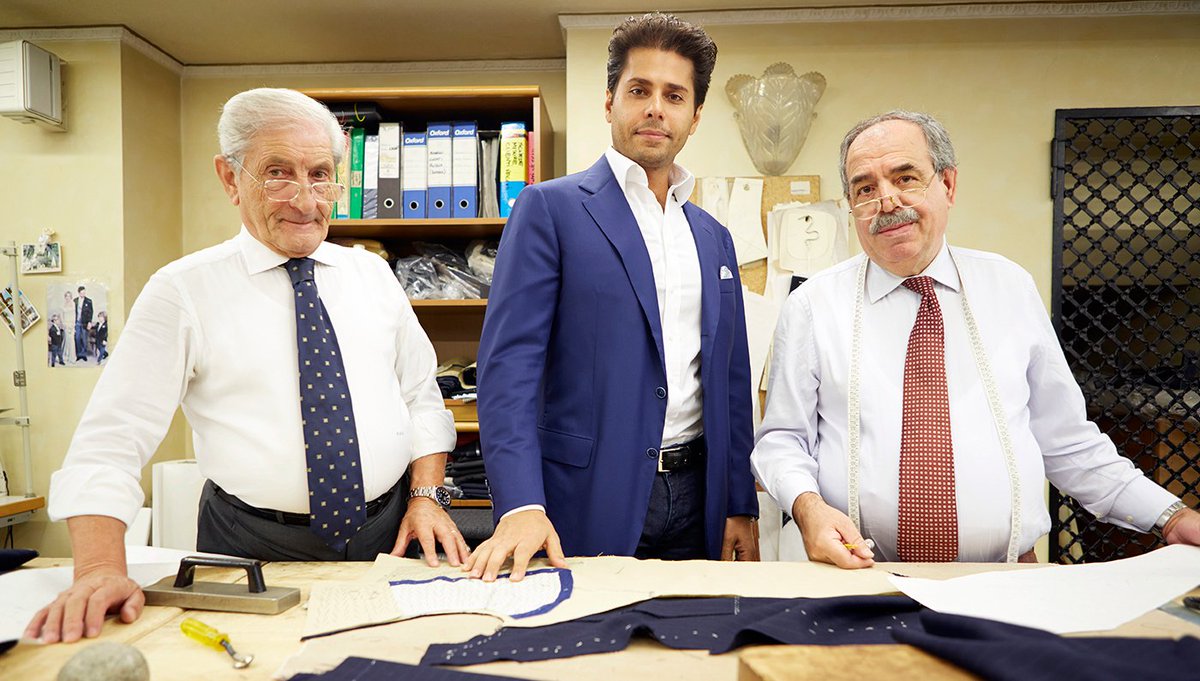 sartorialHQ's tweet photo. Milan - Birthplace of Italian Tailorship #Suits #Menswear #Italy https://t.co/NJruzwAYAG https://t.co/9lucsNMvUe