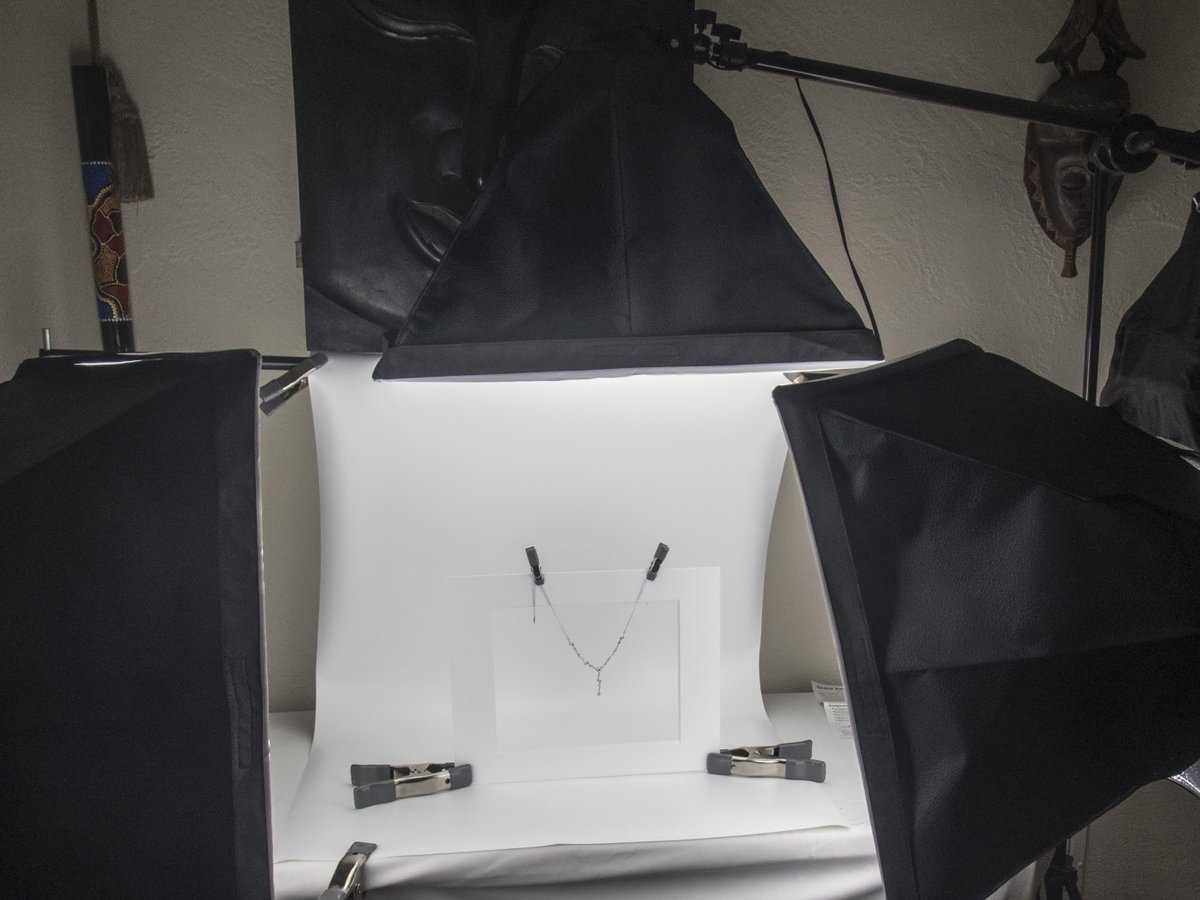 picsera's tweet photo. Use these tips to improve the look of your jewelry images https://t.co/AJ0v44UXL8 #jewelryphotography #ecommercetips #jewelrystore https://t.co/4ggu3a29o6