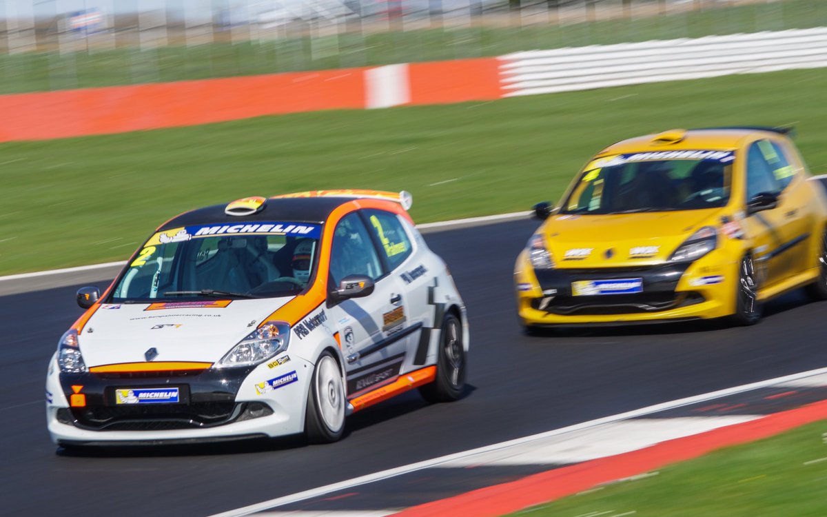 ClioCupSeries's tweet photo. Check out these great photos from Silverstone by @PJLPhotography. You can see more on our Facebook page: https://t.co/KqHrb594MX #MCCS https://t.co/CqDtbYGuqH