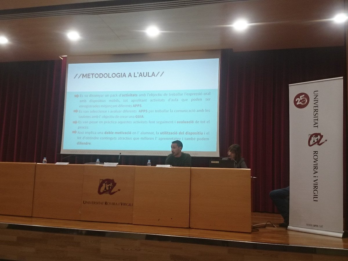 mobileCOMurv's tweet photo. Estem molt contents de participar a la jornada @ICEURV @universitatURV  amb el projecte com exemple #mobilelearning https://t.co/aixYF0OTev