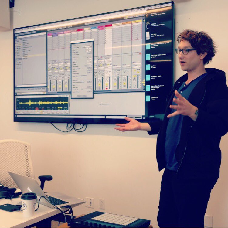 Guest speaking <a href="/FeirsteinSchool/">Feirstein School</a> sampling class. #Ableton v #ProTools = when used in conjunction they rule together for #sounddesign &amp; #music