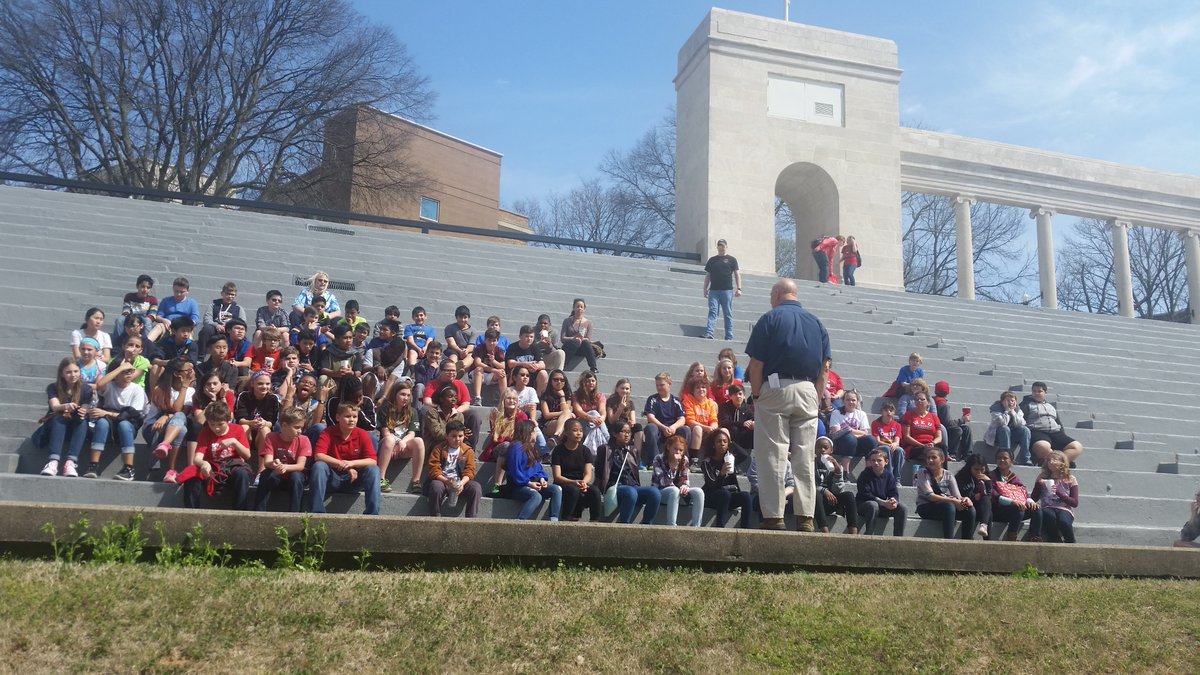 NSCSWKU's tweet image. March to College Day was a success and thanks to everyone who came out to volunteer!