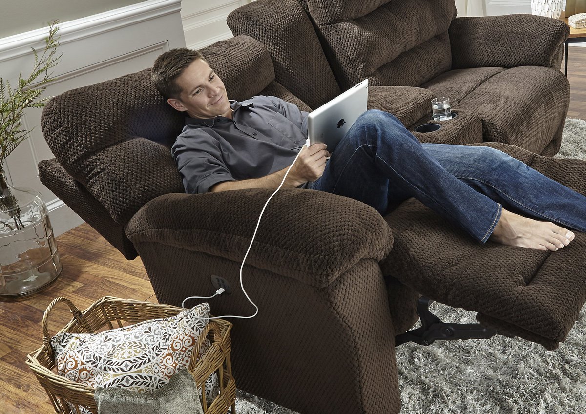 BestHomeFurn's tweet photo. A power charger in your power recliner. What a powerful idea! https://t.co/7JAE4AaXf0 https://t.co/EKZtmyOIna