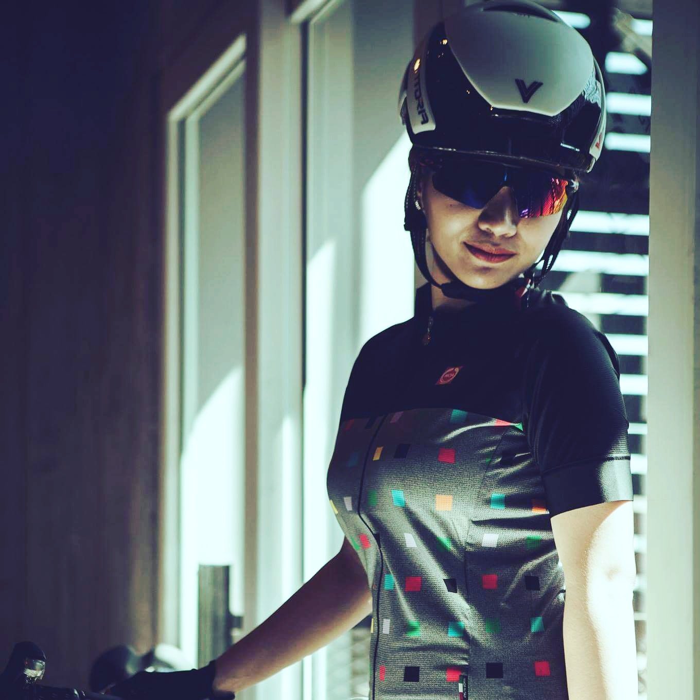 Vittoria helmets sales