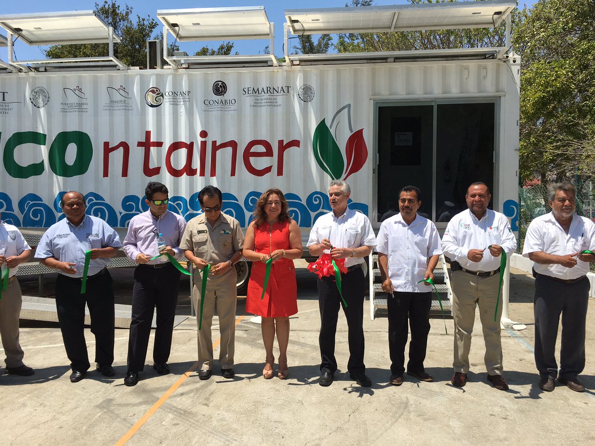ECOntainerAPI's tweet photo. Inauguración de @ECOntainerAPI en @API_SalinaCruz impulsando #CiudadesPortuariasdelSigloXX @RuizdeTeresaG @API_VERACRUZ #CGPYMM https://t.co/jEMJejxM8V