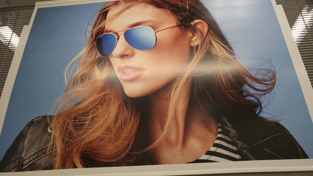 neweststyles.info. 
Great sunglasses