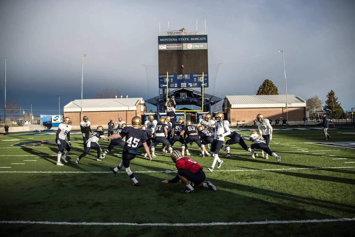 MSUBobcatsFB's tweet photo. Spring Practice #5 📷

#BobcatSpring17
#BeatTheSkyOwnTheState https://t.co/9Yb8voJ6wY