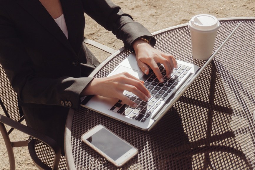 MeghanSkiff's tweet photo. Writing an Email to Prospective Client? Avoid These Mistakes! https://t.co/uKLUbdVU1k by @MixyMarketing https://t.co/JzwhNRsueW