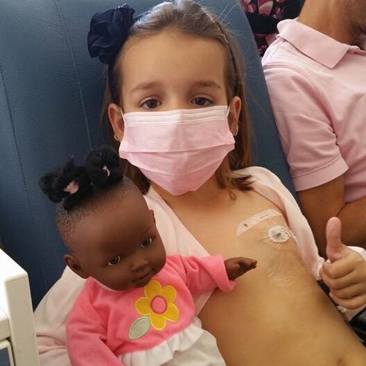 TheCryptoSquire's tweet photo. Hoy te pido RT MASIVO para que todo el mundo conozca el caso de Paola, padece fibrosis quística #TodosConPaola #LaHoraMagica1020 ¡Vamos! RT https://t.co/vdB4sLRNa8