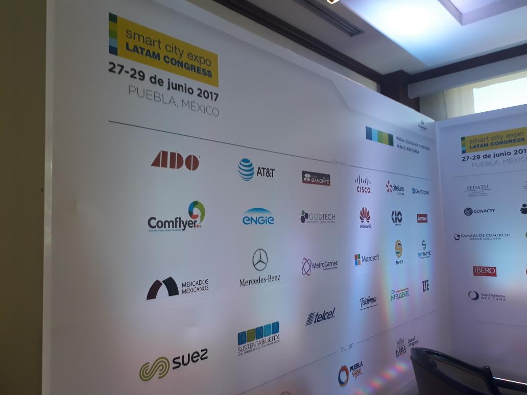 SmartCityLATAM's tweet photo. En #SmartCityExpoLATAM participa @suezmx @Microsoft @tuADO @Banorte_mx @Telcel #KioNetworks #SmartTope https://t.co/nAcekcNFSf