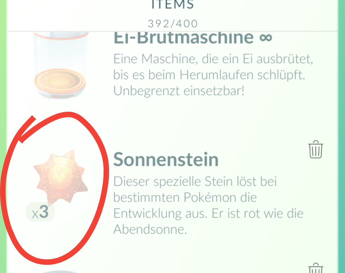mryokosan's tweet photo. tja 🤔 ist das nun glück oder pech? 😅
#PokemonGo #EvolutionItems https://t.co/WyUU0vIdhJ