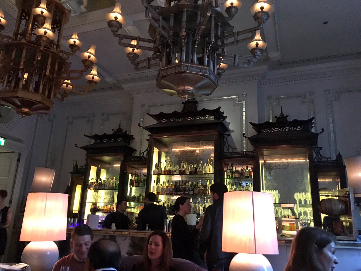 Andrew_Foulkes's tweet photo. Next stop @Langham_London #artesianbar amazing theatre and #cocktails ! You can't beat London for experiences!! https://t.co/m68CGrfLRn