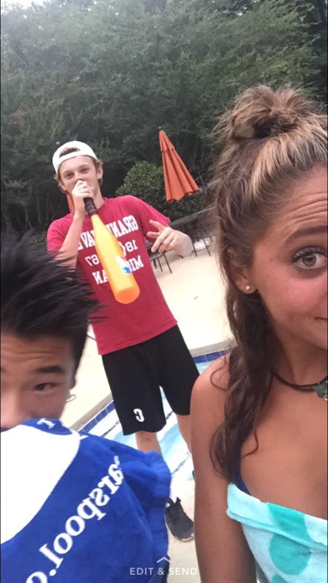 JCherfoli's tweet photo. happy birthday @sophiekateee see you at northcliff this summer https://t.co/2UovnNCcfy