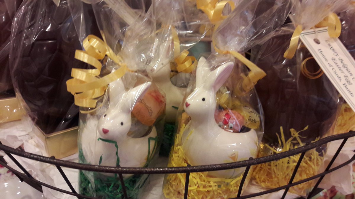battlehoc's tweet photo. We're all ready for Easter at House of Cards.......lots of Chocolate gifts and eggs from £4.99 aswell as special easter cards. #easter https://t.co/OKpAPWi3jA