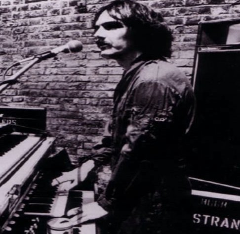 Happy birthday today to Dave Greenfield 