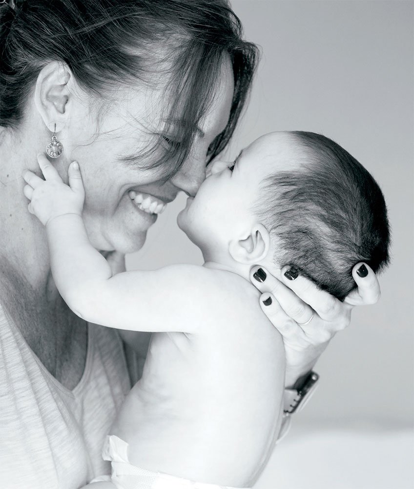 Tips para conectarte con tu bebé. Cómo afianzar el vínculo y disfrutar juntos de su crianza. ow.ly/G5UI30anuFk