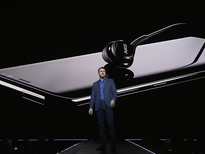 DiarioElNorte's tweet image. Galaxy S8 será el celular del reconocimiento facial goo.gl/P41Ikf