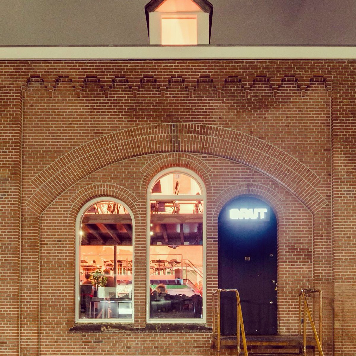 looselab's tweet photo. Gespot: BAUT Paradijs in 't oude gasdistributiestation. Lees m'n ervaring op #nsfavourites: https://t.co/KLlODwi0GU https://t.co/8YOjr1VNfT