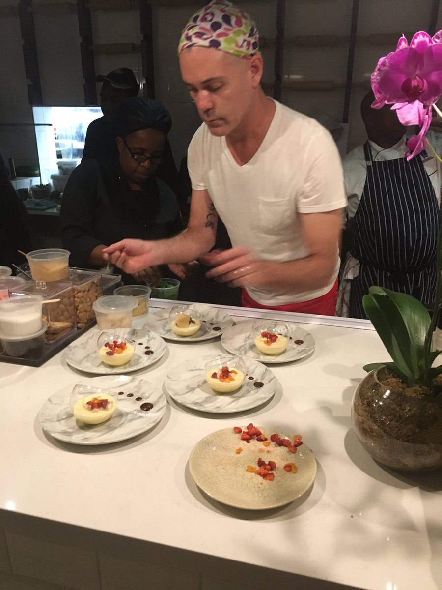 ingenaude's tweet photo. @JoziStyle cooking tonight @CafeDelSol1 and anyone can cook #valdo #JoziStyleCooks #AnyoneCanCook #cafedelsolsa https://t.co/cNZfdU96eF