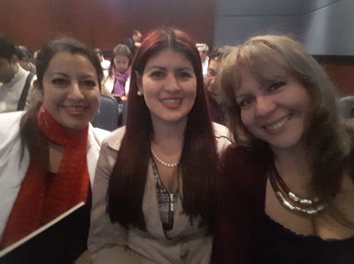 CscPlus's tweet image. En conferencia: Innovar, el arte de competir.
"Debemos prepararnos para el futuro,esto implica ser diferentes..de esto trata la innovación"🙃