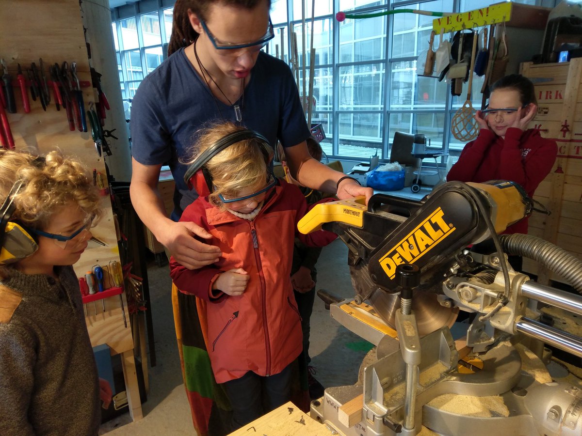 marcomout's tweet image. The one important thing I learned by developing @WALHALLAb_NL &amp;amp; @DeKruittoren is, I had to put trust in our young Ss. #askamakereducator