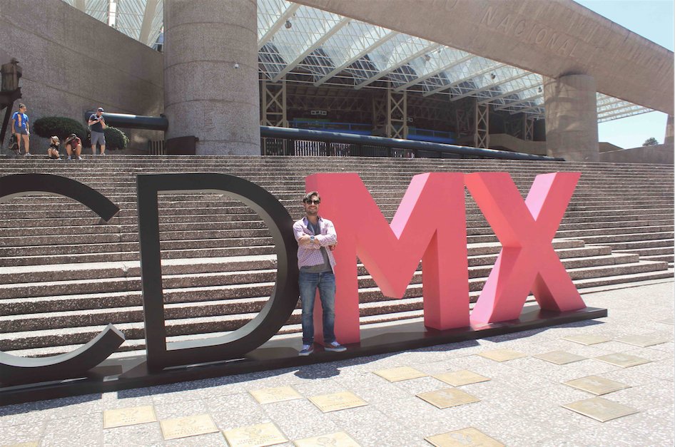 Eclectic_mx's tweet photo. ¡Falta poco para ver a Björk en concierto! #BjorkEnCDMX @promocionCDMX https://t.co/ZEjCMR0eSf