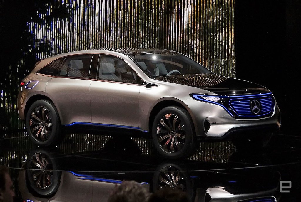 iGamesUpdates's tweet photo. #iGames #Games #xbox #PS4 Mercedes steps up its electric car production plans https://t.co/b1Y3YoZ1XS https://t.co/UTXsa4YdN7