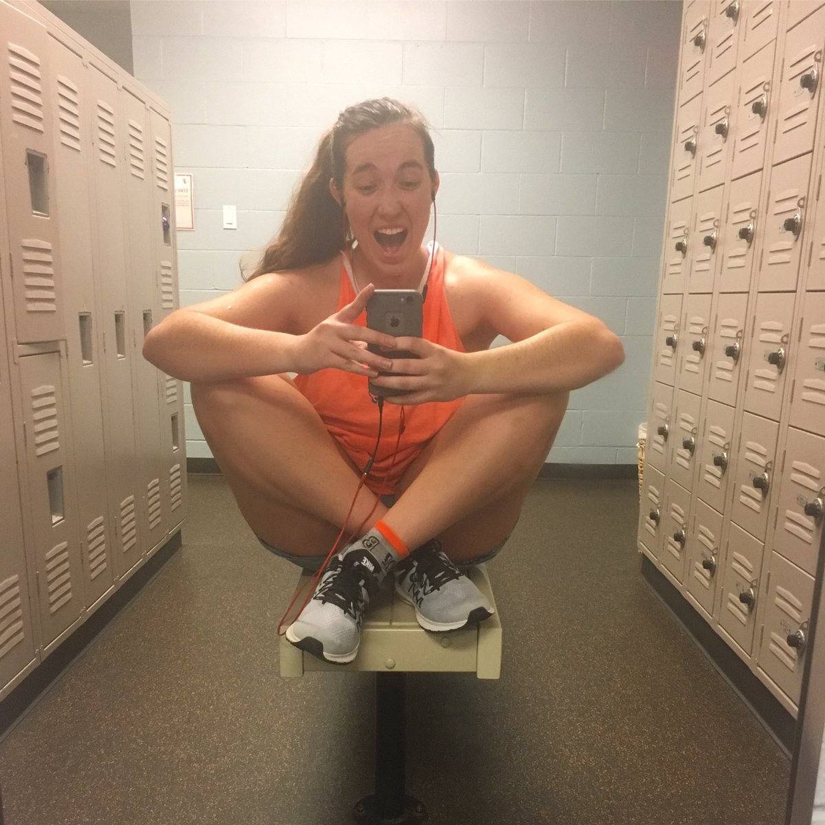 kaustinsoccer's tweet photo. When ur playlist is too good so your leisure day turns into 15 miles 💪🏽🔥 #whoops #KAsBack https://t.co/6vzbJ7w2at