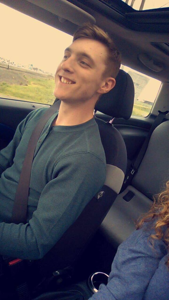 sjostrom94's tweet photo. She takes pictures of me when I'm driving! #testdrive! https://t.co/Xb53kWOzEu