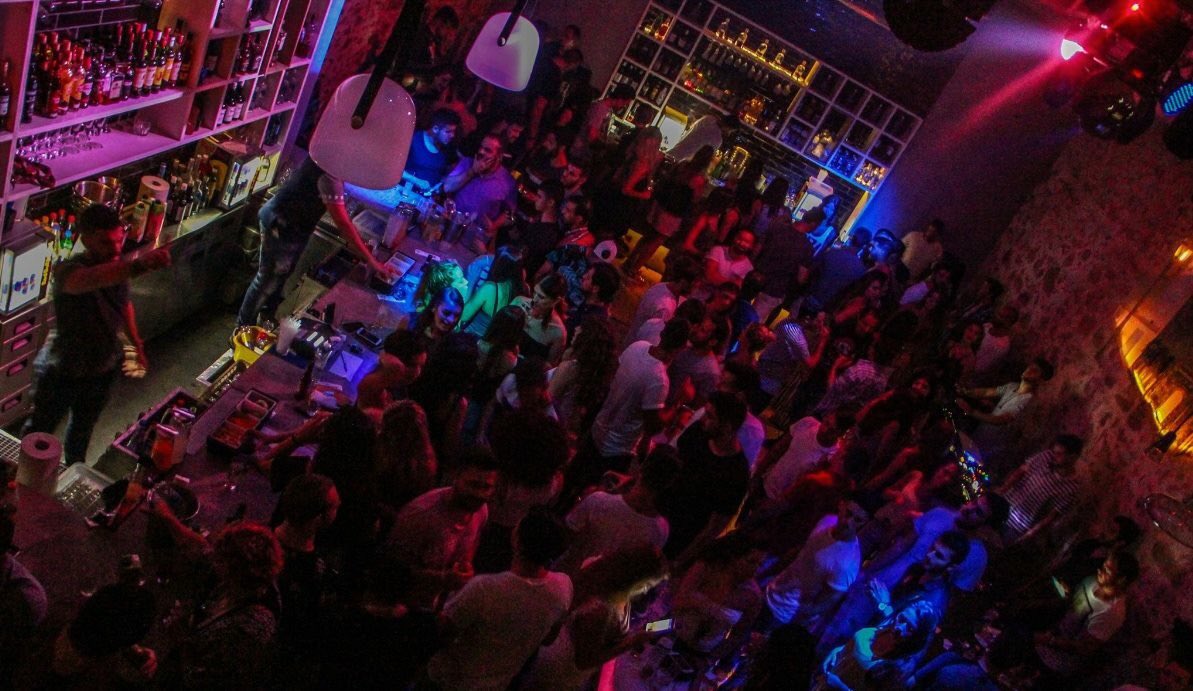 nikkosunset's tweet image. Πέρυσι το καλοκαίρι έπαιξα σε παραπάνω άπο 30 πόλεις - νησιά! Ανυπομονώ και για φέτος.