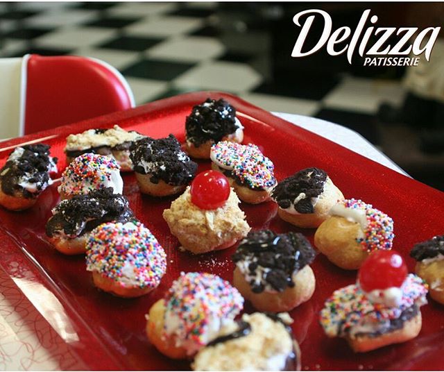 EatDelizza's tweet photo. Dessert is the perfect stress reliever. Indulge in Delizza’s delicious desserts to make your day a little sweeter #dessert #Delizza #Patiss https://t.co/DGJABtgqvS