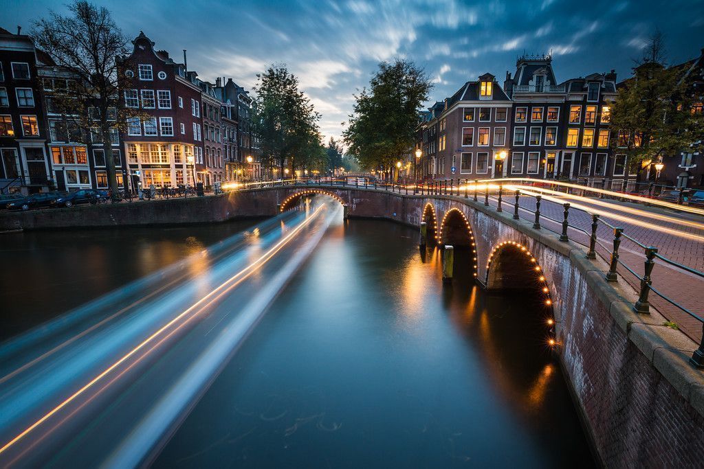 JustaPack's tweet photo. Explore #Amsterdam on a budget by staying in an awesome hostel!

https://t.co/WGXTs4WKMn

#backpacking #travel @hostelworld https://t.co/qrw61S5uQq