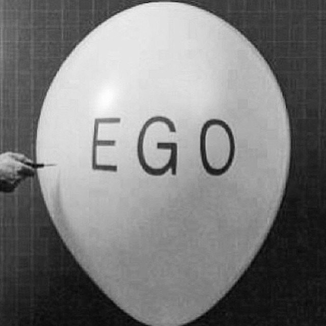Un líder es genuinamente transformador cuando lo primero que cuestiona es... a si mismo... #leadership #thinking