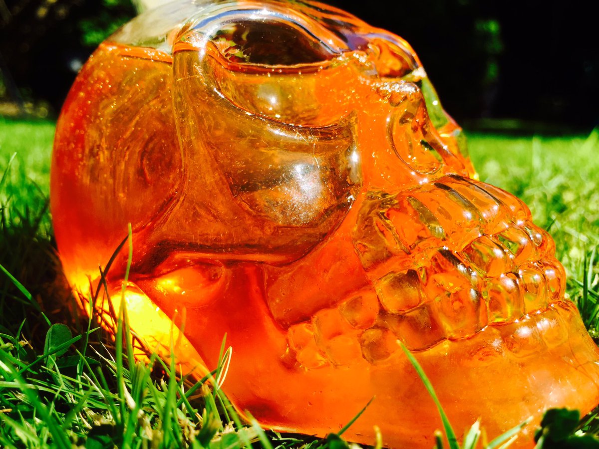 JaxVapez_VC's tweet image. #COMPETITION ! #ELIQUID SKULL STORAGE &amp;amp; 200ML OF JAX CUSTARD! #RT &amp;amp; #FOLLOW TO ENTER ! #ECIG #SALE  #VAPE #VAPEFAM #FREE ENDS 04.04.17