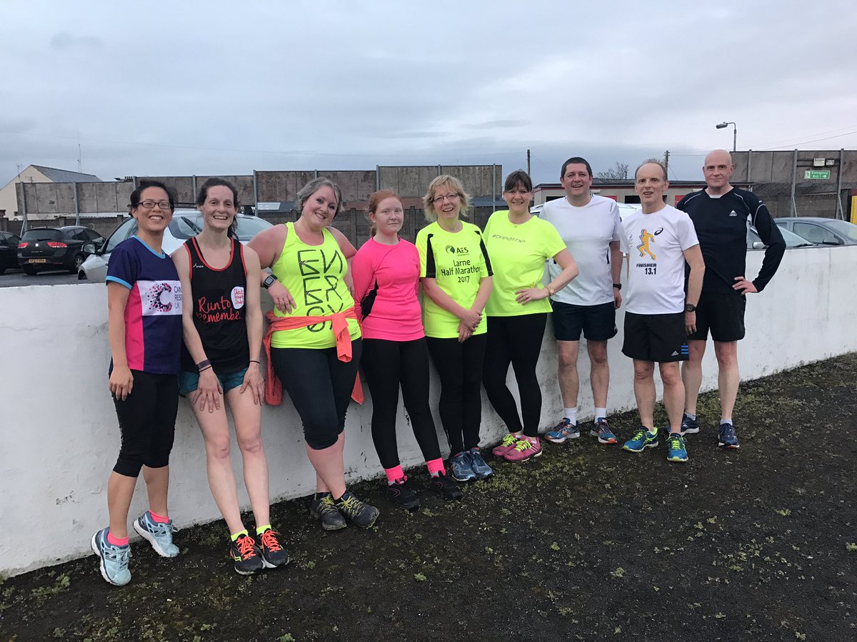 CAntrimHarriers's tweet photo. Happy smiles after Track Night! #tenminutesisalongtime #goCAH #speedworkworks https://t.co/dvOYztxmrR