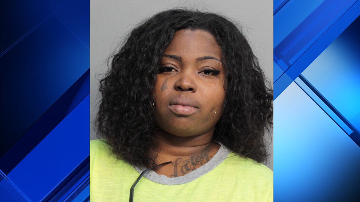 Mom of S. Fla. student accused of attacking daughter's classmate in school parking lot bit.ly/2oihZmT https://t.co/mCTU1IpGAz