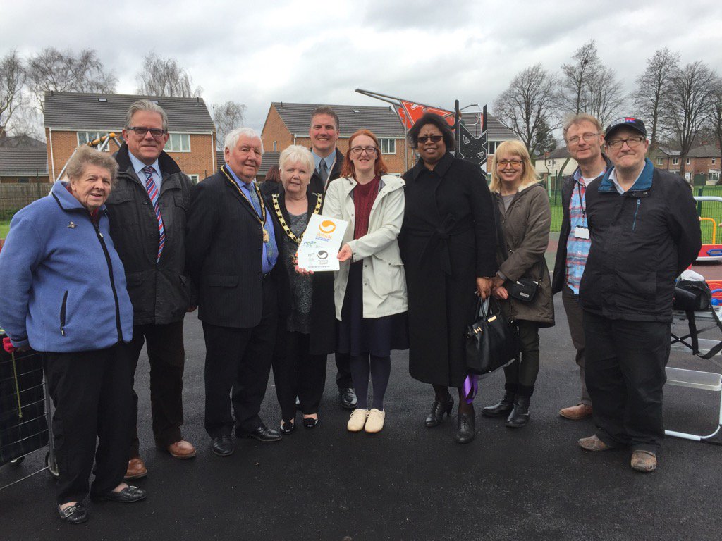 GedlingLeader's tweet image. Good to see another new play area open in Netherfield today thanks to all who made this happen #ng4