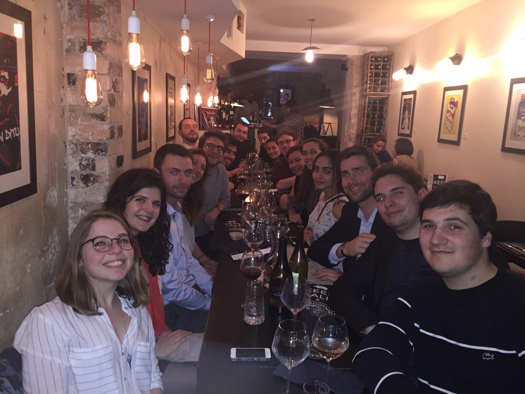 LamiaRouai's tweet photo. Soirée avec l'équipe RDD 2016 : un vrai bonheur de retrouver ses jeunes anciens https://t.co/DAKzwe3g4e