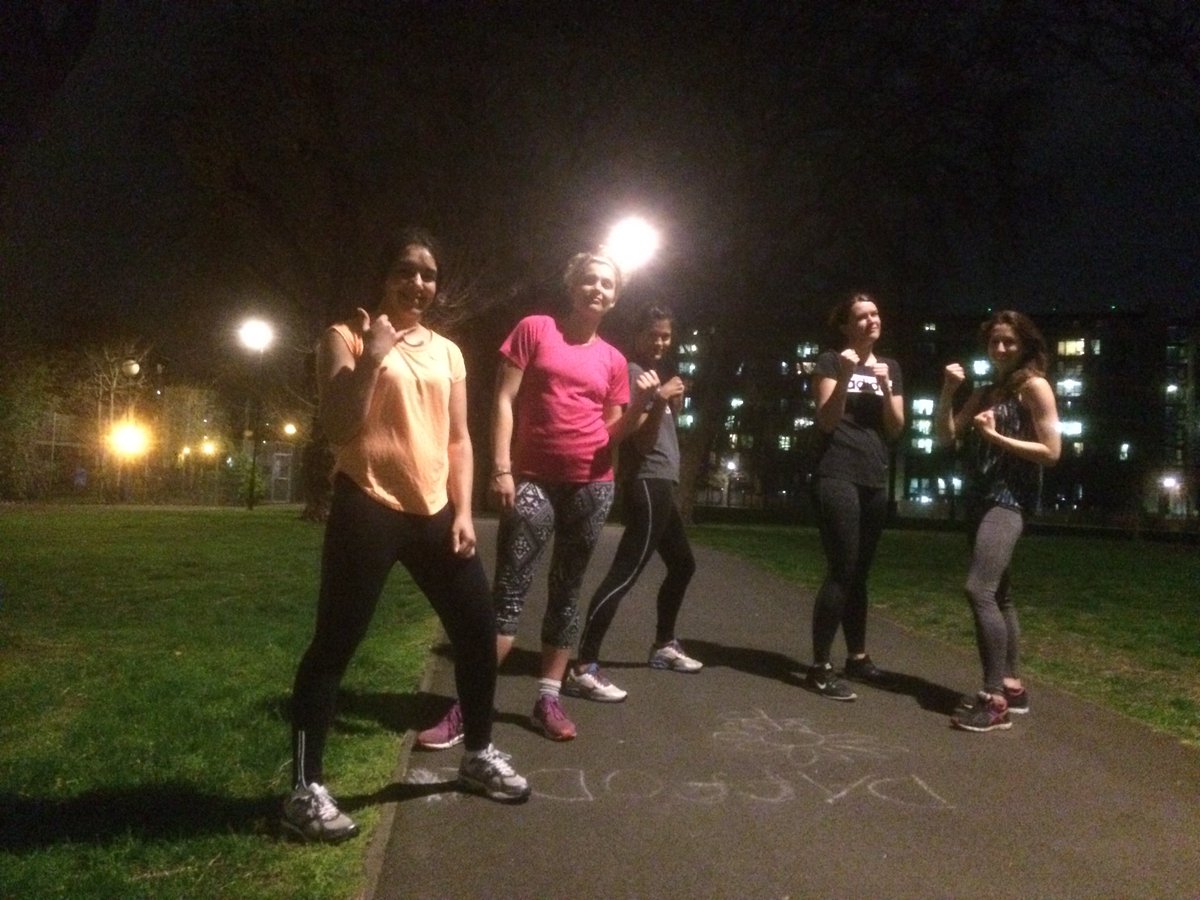 IntofitnessAl's tweet photo. Meath gardens boxfit this evening. Well done #parkers! 👊🏽 #turnuptoneup #WednesdayWorkout #getfit4free @OurParksUK https://t.co/RM9vX5QGA6