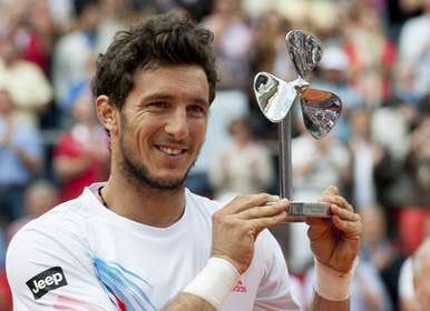 TANDILTENIS1's tweet photo. Hoy es el cumpleaños de una gran persona a la cual queremos mucho ¡Feliz cumple Piquito! 🎂🎉 https://t.co/N9Xpw7Wr7T
