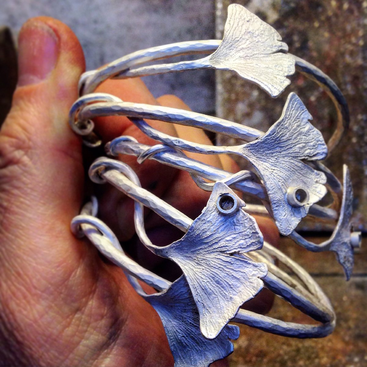 simchagallery's tweet image. Handful of wild Ginkgo leaf bracelets on my bench, for completion tomorrow with Peridot gems. Nature inspired #Leeds #jeweller @leedscornex