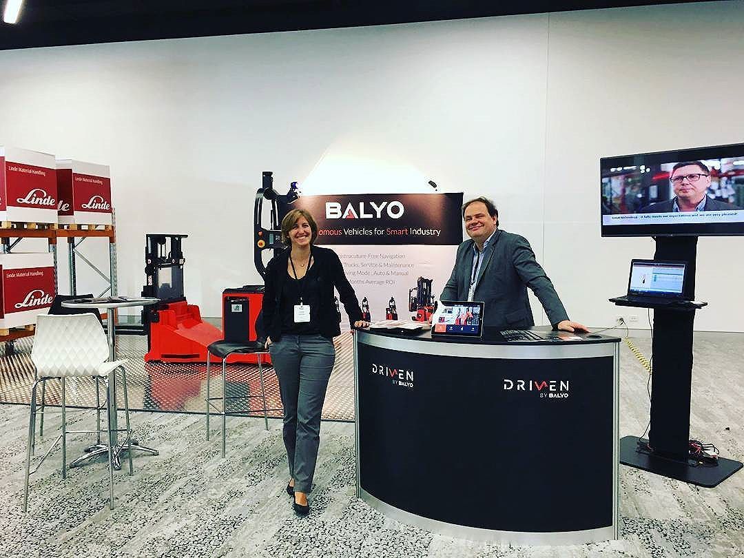 Balyo_CORPORATE's tweet image. Hello #SmartConf2017 Australia ! Come by to say hi and watch our automated stacker!  #drivenbybalyo #innovation #robotics #industry4.0